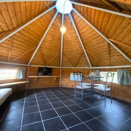 Miniature Oast House Hotel Ash  Buitenkant foto