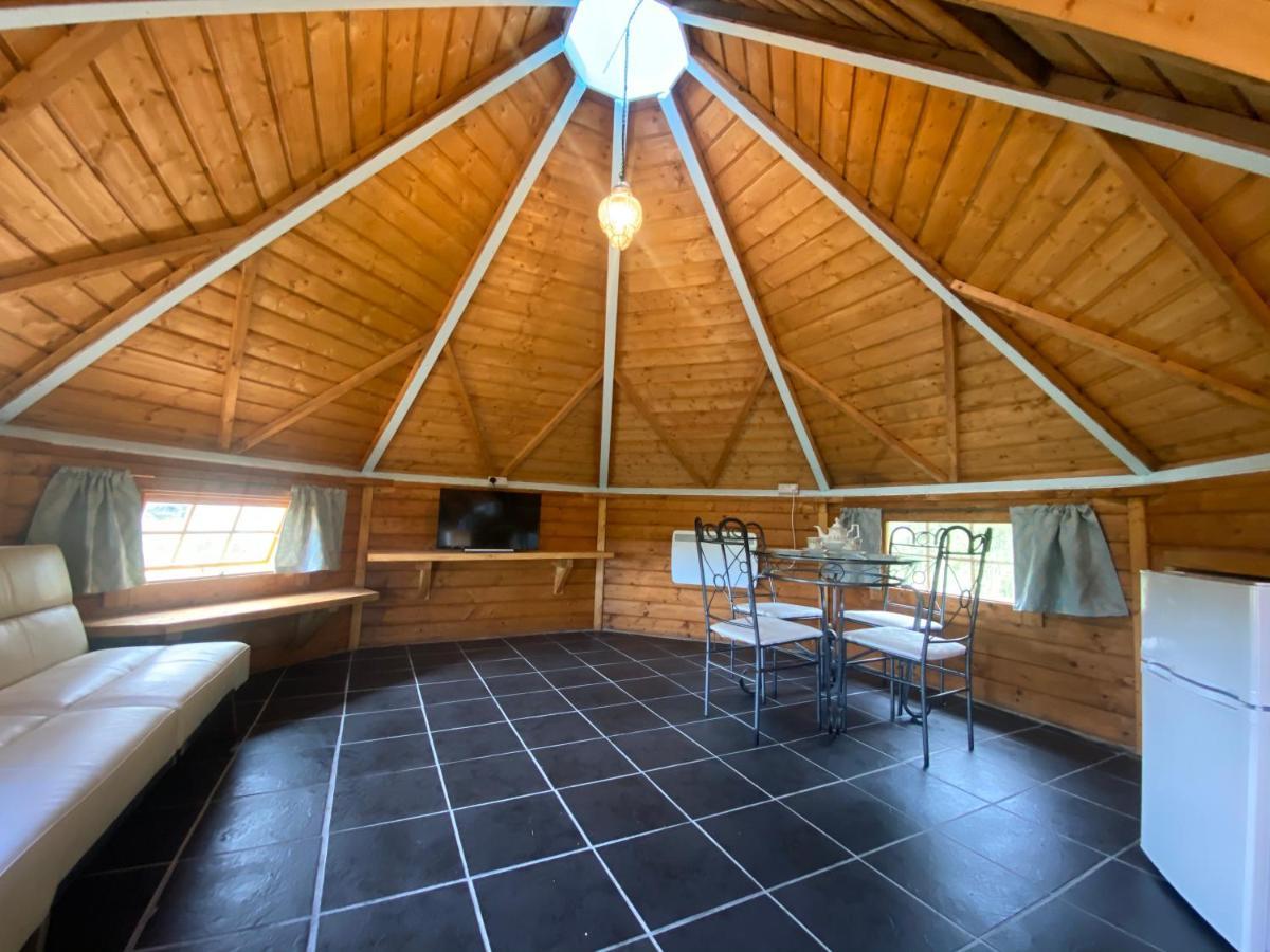 Miniature Oast House Hotel Ash  Buitenkant foto